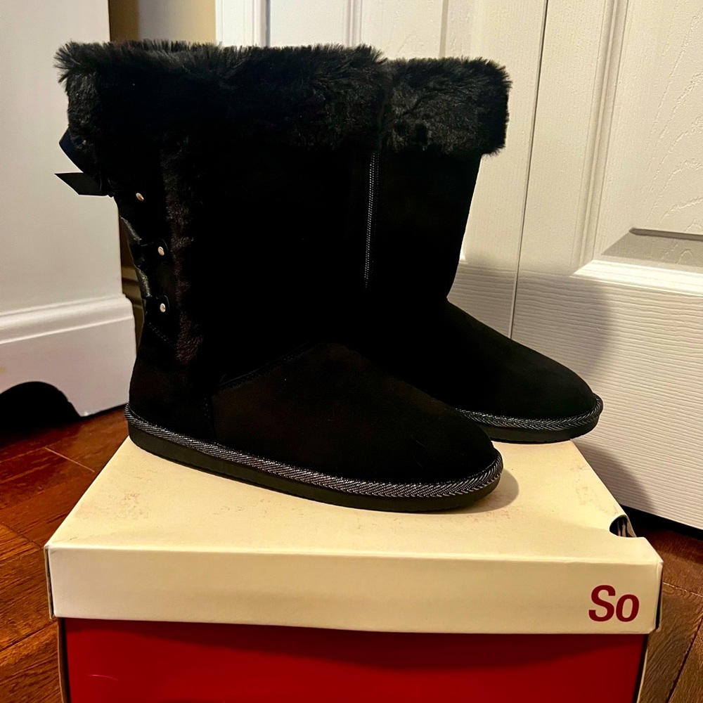 Girls’ Black Boots